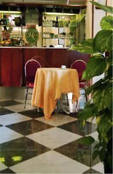 Hotel Columbia باليرمو